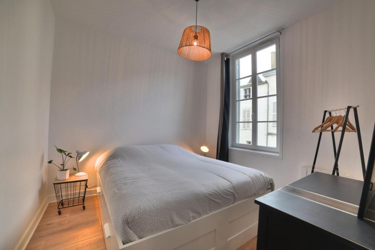 Appartement Superbe T2 de 45m² en hyper centre à La Rochelle  Extérieur photo