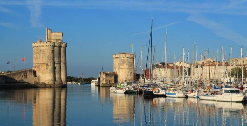 Appartement Superbe T2 de 45m² en hyper centre à La Rochelle  Extérieur photo