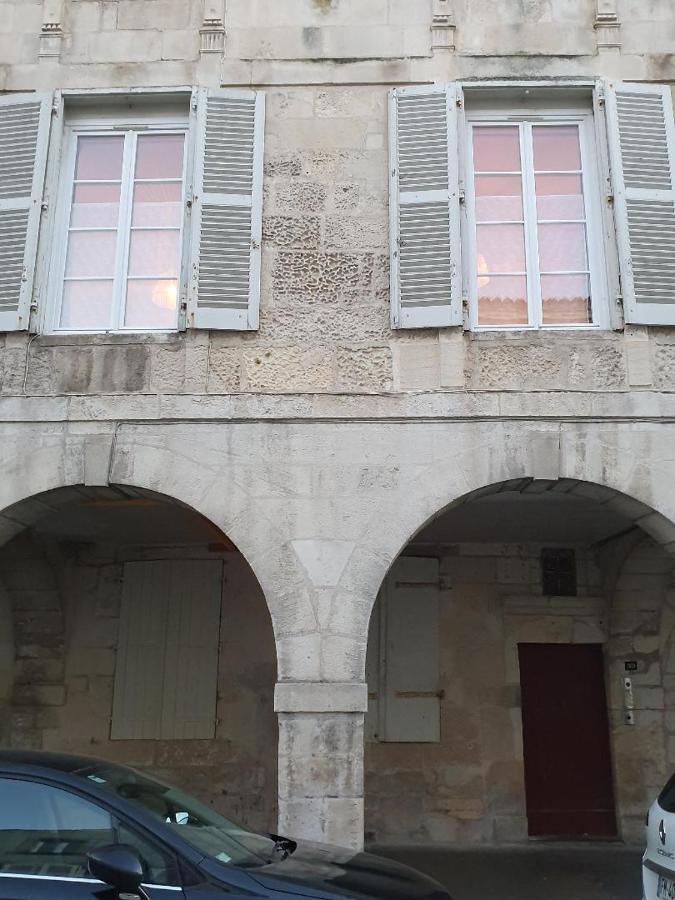Appartement Superbe T2 de 45m² en hyper centre à La Rochelle  Extérieur photo